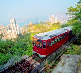 ピークトラム（片道）乗車	優先レーンを使用するので待ち時間短縮！